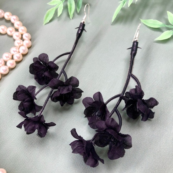 Black Flower Stem Dangle Earrings - Picture 3 of 7